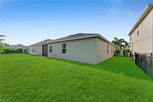 3477 Acapulco Cir, Cape Coral, FL 33909 - Photo 3