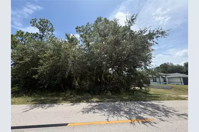 806 E 6th St, Lehigh Acres, FL 33972 - Photo 3
