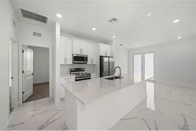 1252 Edna St E, Lehigh Acres, FL 33974 - Photo 5