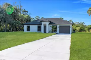 644 Woodcrest Dr, Lehigh Acres, FL 33972 - Photo 3