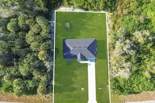 644 Woodcrest Dr, Lehigh Acres, FL 33972 - Photo 43
