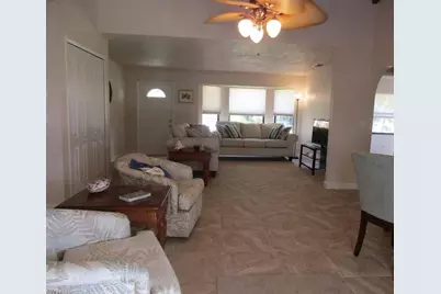 1510 SE 11th Pl, Cape Coral, FL 33990 - Photo 5