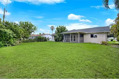 18428 Fuchsia Rd, Fort Myers, FL 33967 - Photo 17