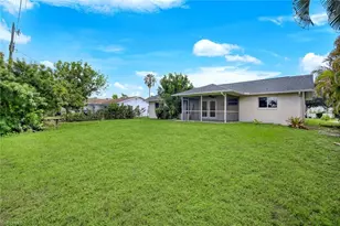 18428 Fuchsia Rd, Fort Myers, FL 33967 - Photo 17