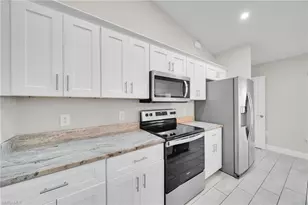 4326 NE 24th Pl, Cape Coral, FL 33909 - Photo 9
