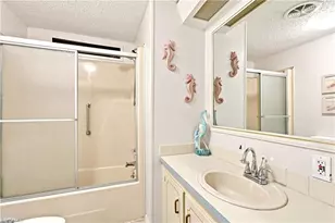10421 Circle Pine Rd, North Fort Myers, FL 33903 - Photo 15