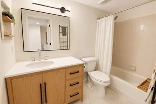 13625 Eagle Ridge Dr, Fort Myers, FL 33912 - Photo 7