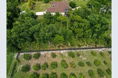 6207 Hodges Dr, Bokeelia, FL 33922 - Photo 9