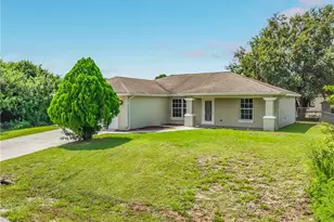 3027 38th St SW, Lehigh Acres, FL 33976 - Photo 5