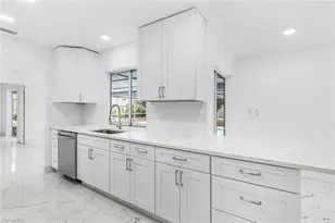 1306 SE 21st Ln, Cape Coral, FL 33990 - Photo 9