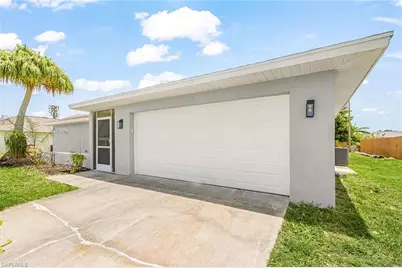 1306 SE 21st Ln, Cape Coral, FL 33990 - Photo 5