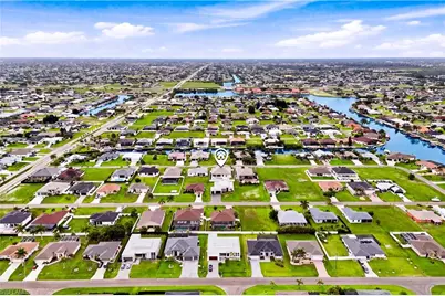 114 SW 36th Pl, Cape Coral, FL 33991 - Photo 3
