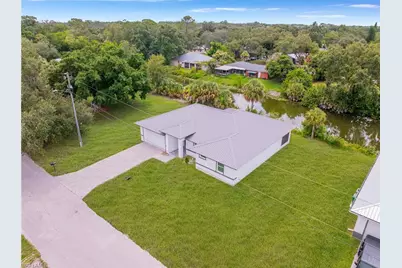335 4th Ave, Labelle, FL 33935 - Photo 3