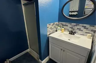 2060 Bayside Pkwy, Fort Myers, FL 33901 - Photo 7