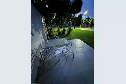2060 Bayside Pkwy, Fort Myers, FL 33901 - Photo 17