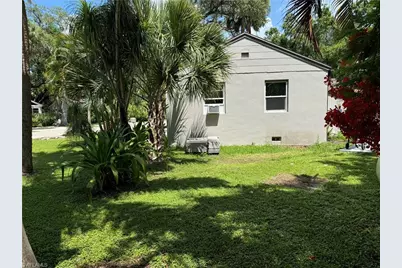 2060 Bayside Pkwy, Fort Myers, FL 33901 - Photo 3