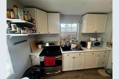2060 Bayside Pkwy, Fort Myers, FL 33901 - Photo 29