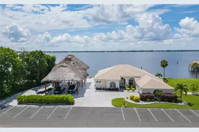 15475 Admiralty Cir, North Fort Myers, FL 33917 - Photo 11