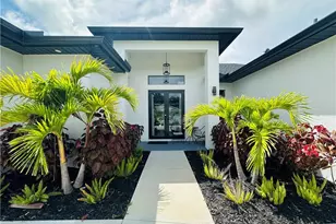 613 Hibiscus Ave, Lehigh Acres, FL 33972 - Photo 3