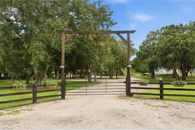3651 Bateman Rd, Alva, FL 33920 - Photo 47