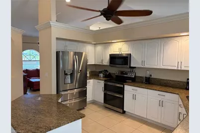 618 SE 18th St, Cape Coral, FL 33990 - Photo 7