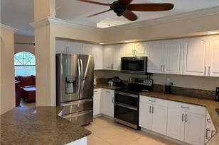 618 SE 18th St, Cape Coral, FL 33990 - Photo 7