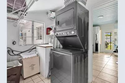 1645 Ardmore Rd, Fort Myers, FL 33901 - Photo 35