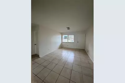 1742 Maple Dr, Fort Myers, FL 33907 - Photo 3