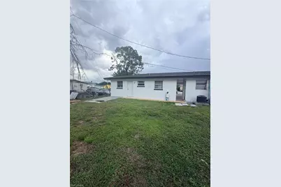1742 Maple Dr, Fort Myers, FL 33907 - Photo 11
