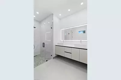 216 NW 10th Ter, Cape Coral, FL 33993 - Photo 19