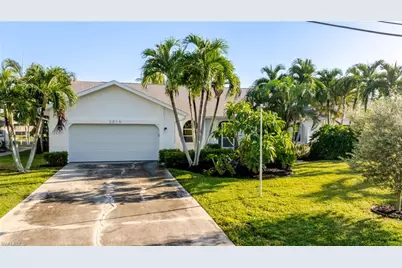 2015 SE 13th St, Cape Coral, FL 33990 - Photo 19