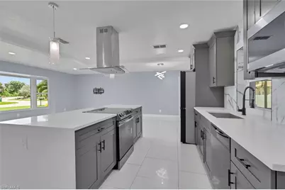1422 SW 1st Ave, Cape Coral, FL 33991 - Photo 17