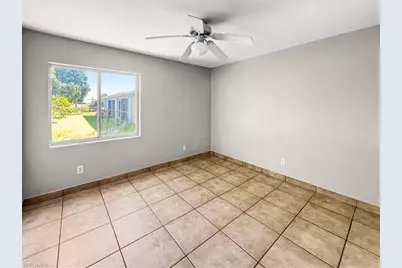 1321 SE 8th Ave #4, Cape Coral, FL 33990 - Photo 9