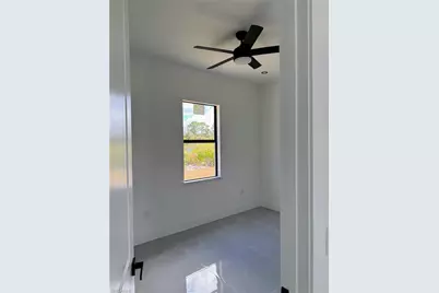 459 Lockport Ave S, Lehigh Acres, FL 33974 - Photo 5