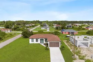 744 Oakridge Ave S, Lehigh Acres, FL 33974 - Photo 5