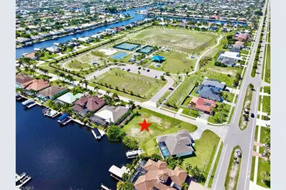 2719 SW 43rd Ter, Cape Coral, FL 33914 - Photo 5