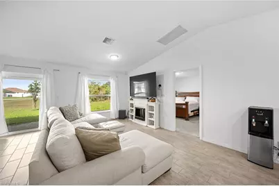 4004 NE 23rd Ave, Cape Coral, FL 33909 - Photo 5