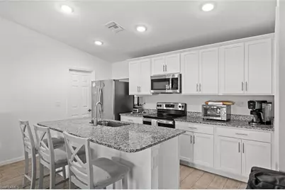 4004 NE 23rd Ave, Cape Coral, FL 33909 - Photo 13