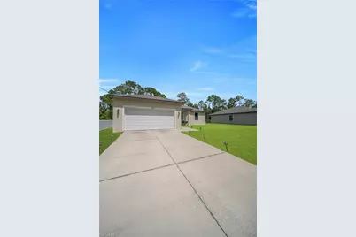 8031 Sandy Cir, Labelle, FL 33935 - Photo 3