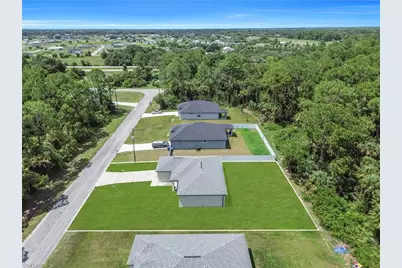 8031 Sandy Cir, Labelle, FL 33935 - Photo 37