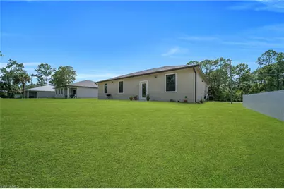 8031 Sandy Cir, Labelle, FL 33935 - Photo 33