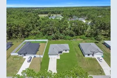 8031 Sandy Cir, Labelle, FL 33935 - Photo 45
