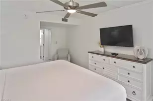 1501 Middle Gulf Dr, Sanibel, FL 33957 - Photo 15