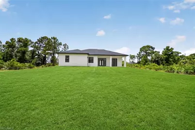 463 Zimmerman Ave S, Lehigh Acres, FL 33974 - Photo 37