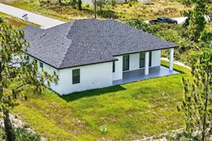 463 Zimmerman Ave S, Lehigh Acres, FL 33974 - Photo 39