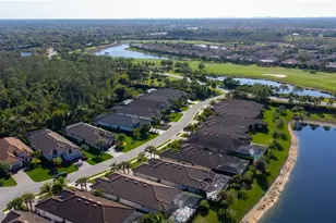 8677 Dilillo Ct, Naples, FL 34119 - Photo 29