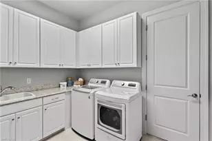 8677 Dilillo Ct, Naples, FL 34119 - Photo 25