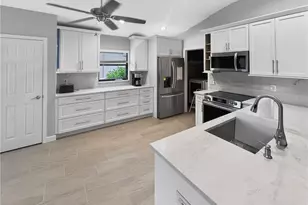 15472 Admiralty Cir, North Fort Myers, FL 33917 - Photo 3