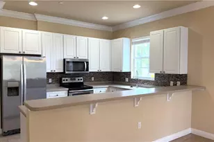 4235 SE 20th Pl, Cape Coral, FL 33904 - Photo 3