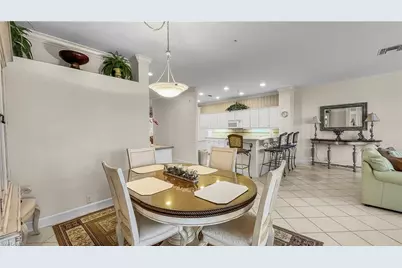 9121 S Southmont Cv #304, Fort Myers, FL 33908 - Photo 7